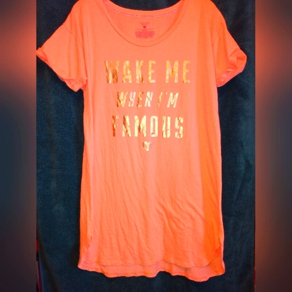🔴 SALE VS Coral Colored Sleepshirt "Wake Me When I'm Famous" - Picture 2 of 7